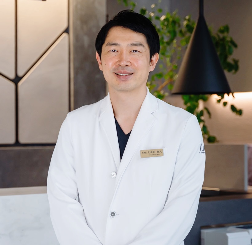 ナルト先生の写真。オールオン4ザイゴマクリニック。